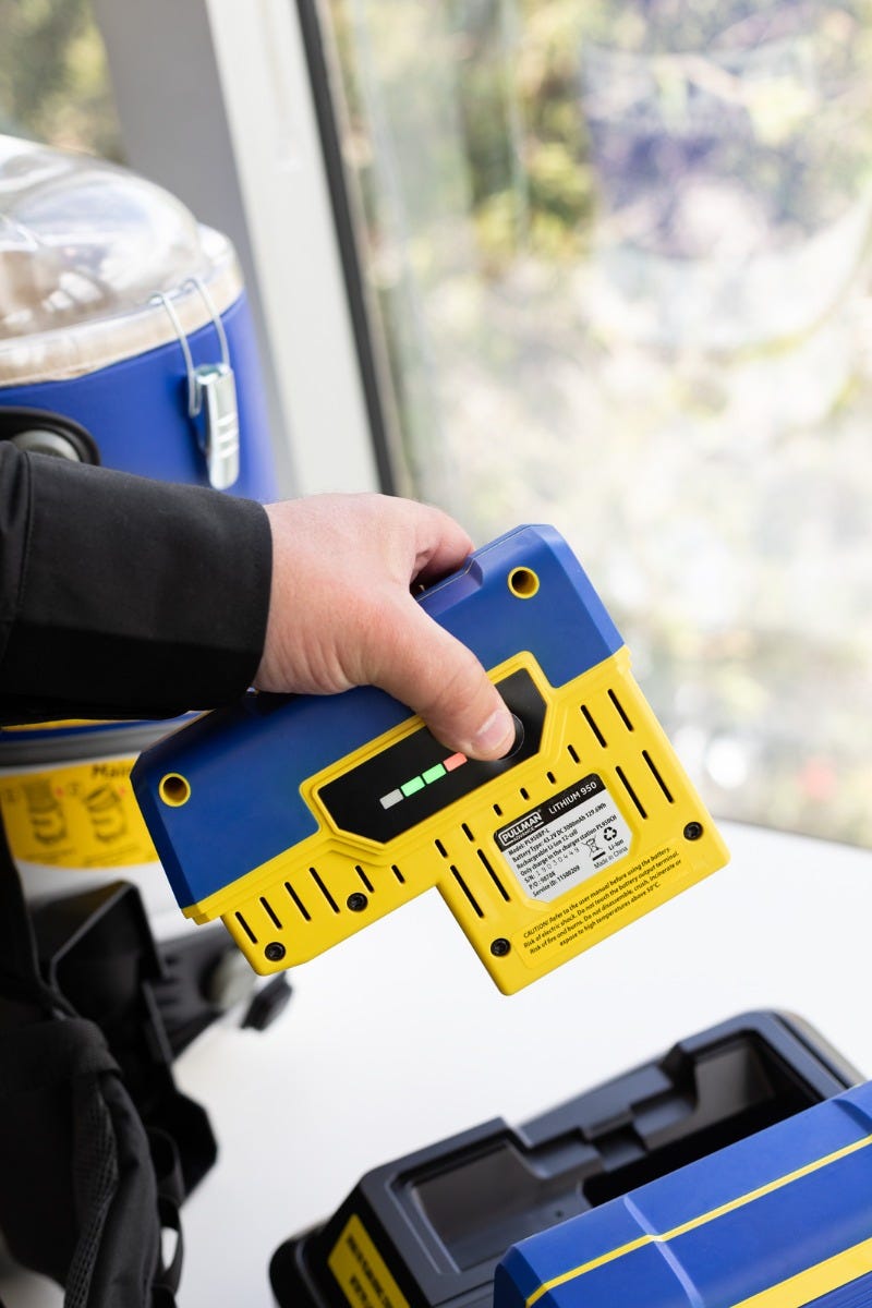 Vacuum Back Pack Cordless Li-Ion Batteries