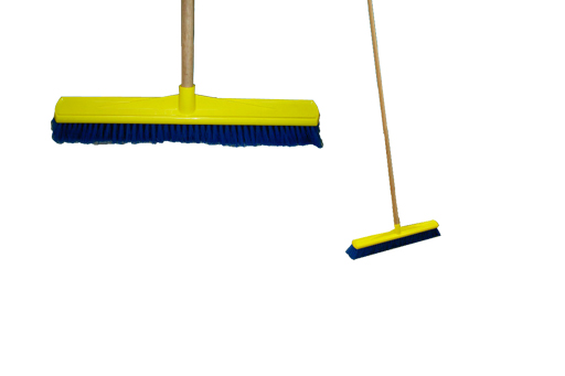 BROOM HARD