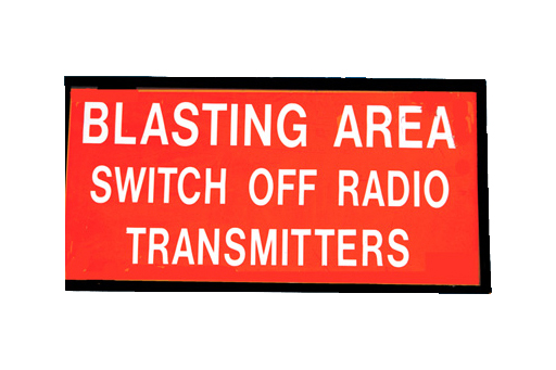 BLASTING AREA SWITCH OFF RADIO TRANSMITTERS