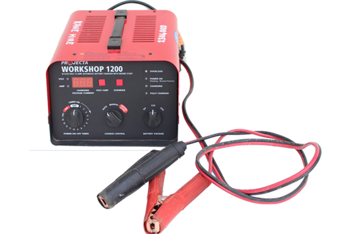 BATTERY CHARGER 6V TO 24V