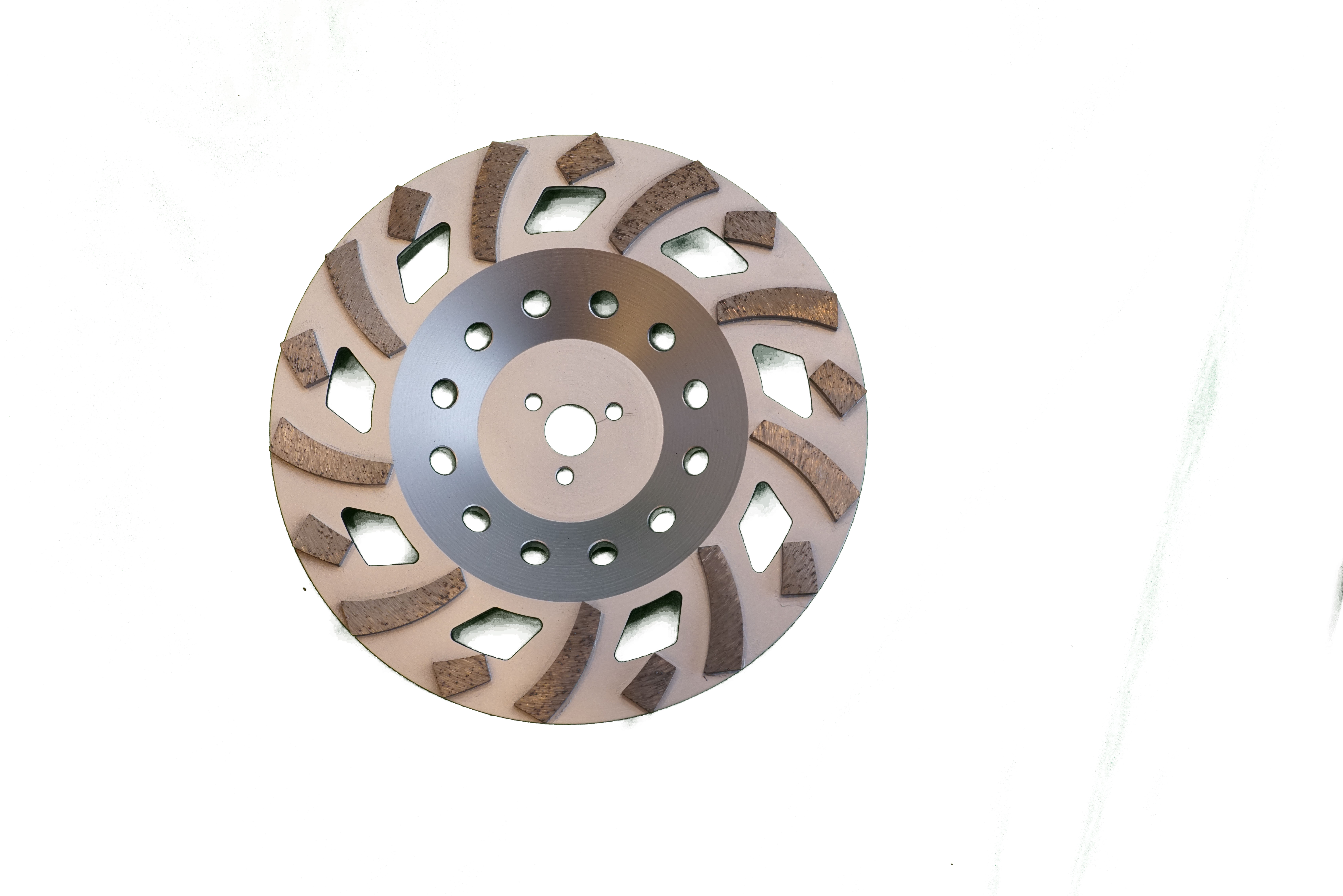 METEOR CUP WHEEL 18SEG MED BOND 40